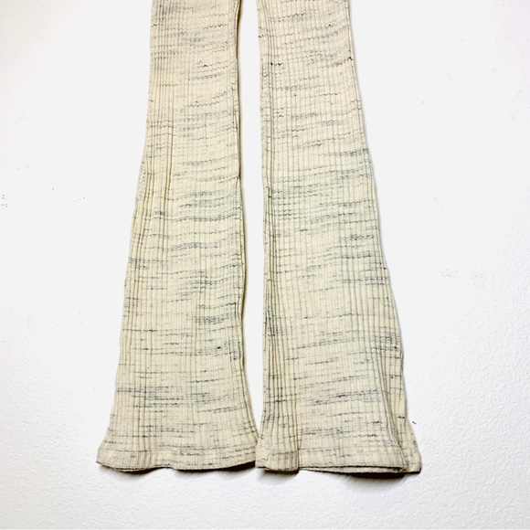 Monrow Marled Ribbed Soft Flare Leg Pants - Picture 6 of 7